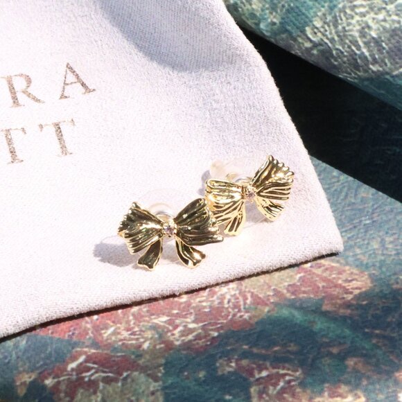 Kendra Scott x LoveShackFancy Bow White Crystal Stud Earrings - Picture 2 of 2